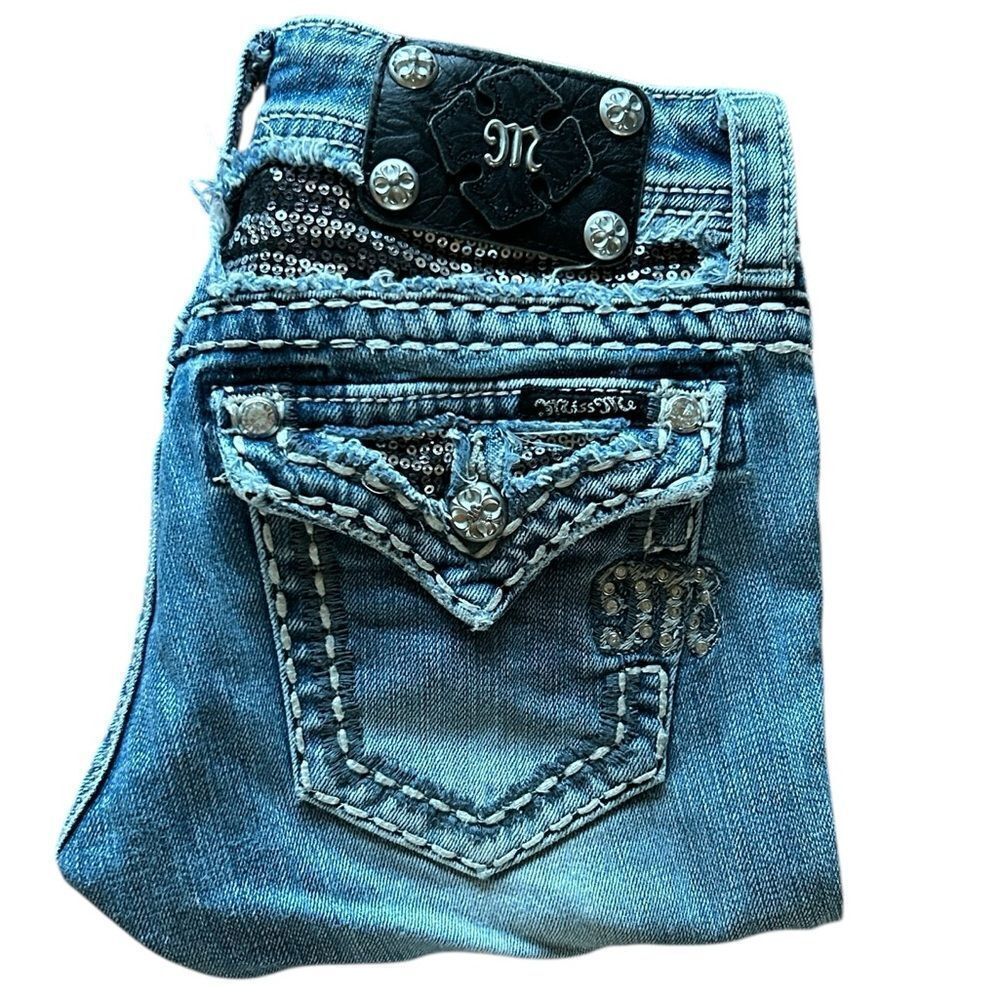Miss Me Distressed Crop Jeans